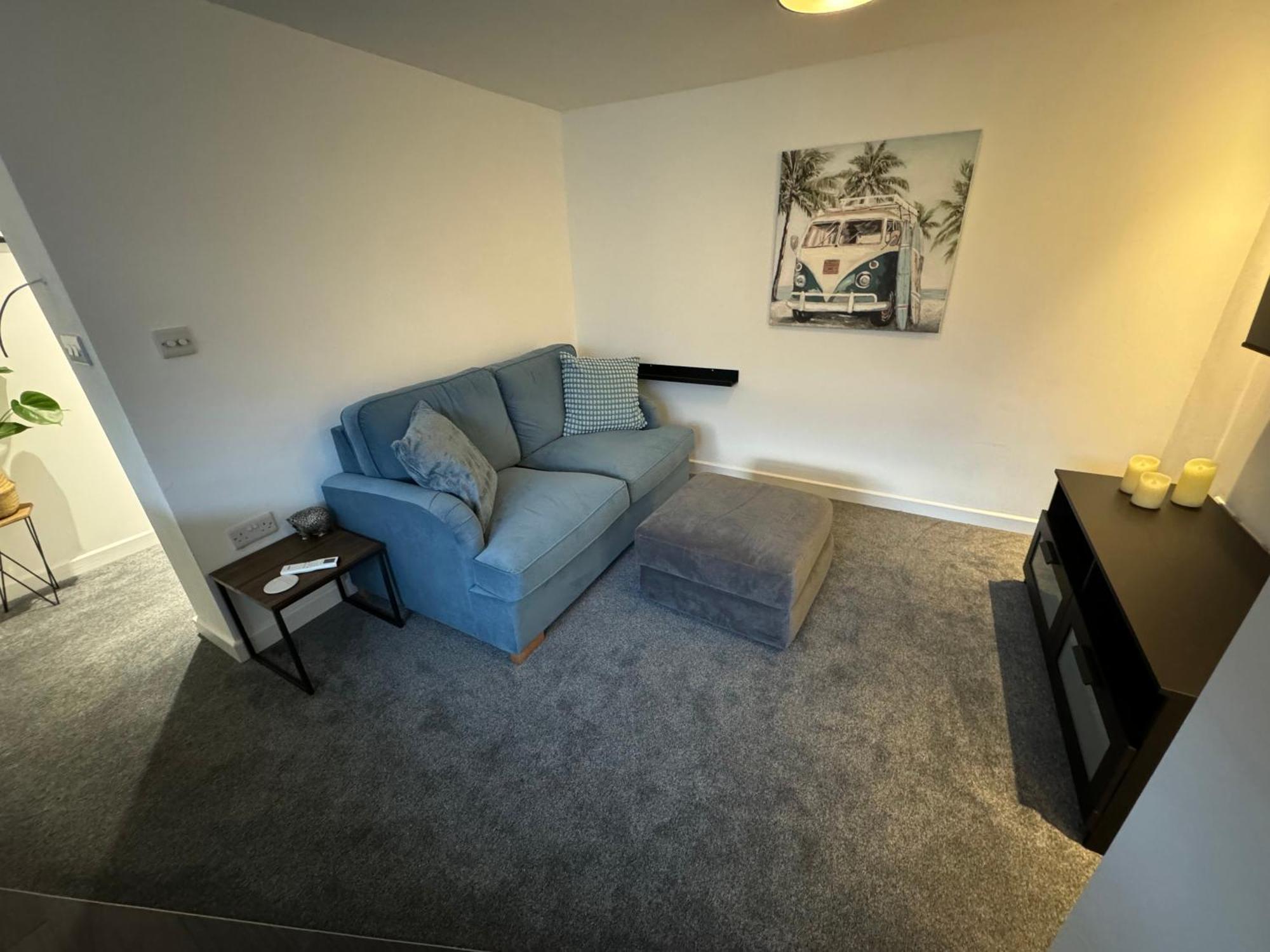 Modern 1 Bed Apartment With Car Parking Bitton المظهر الخارجي الصورة
